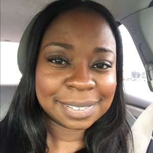 Meet your Posher, Cassandra